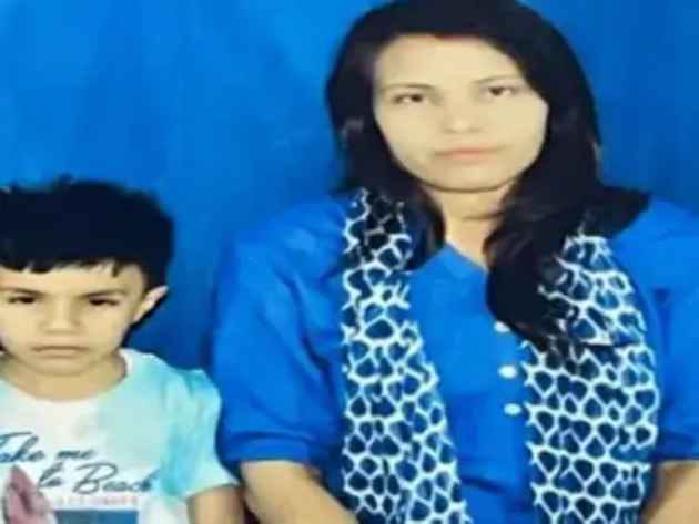 Liquor hobby destroyed life, woman commits suicide with 9 year old son