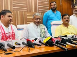 छात्रों पर लाठीचार्ज को लेकर बाबूलाल मरांडी का सरकार पर हमला, बोले- ‘लोकतांत्रिक अधिकार कुचलने की गुंडागर्दी बर्दाश्त नहीं’