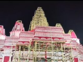 आदित्यपुर में अमेरिका के स्वामीनारायण मंदिर की तर्ज पर बनेगा दुर्गा पूजा पंडाल, 85 फीट ऊंची भव्य संरचना होगी आकर्षण